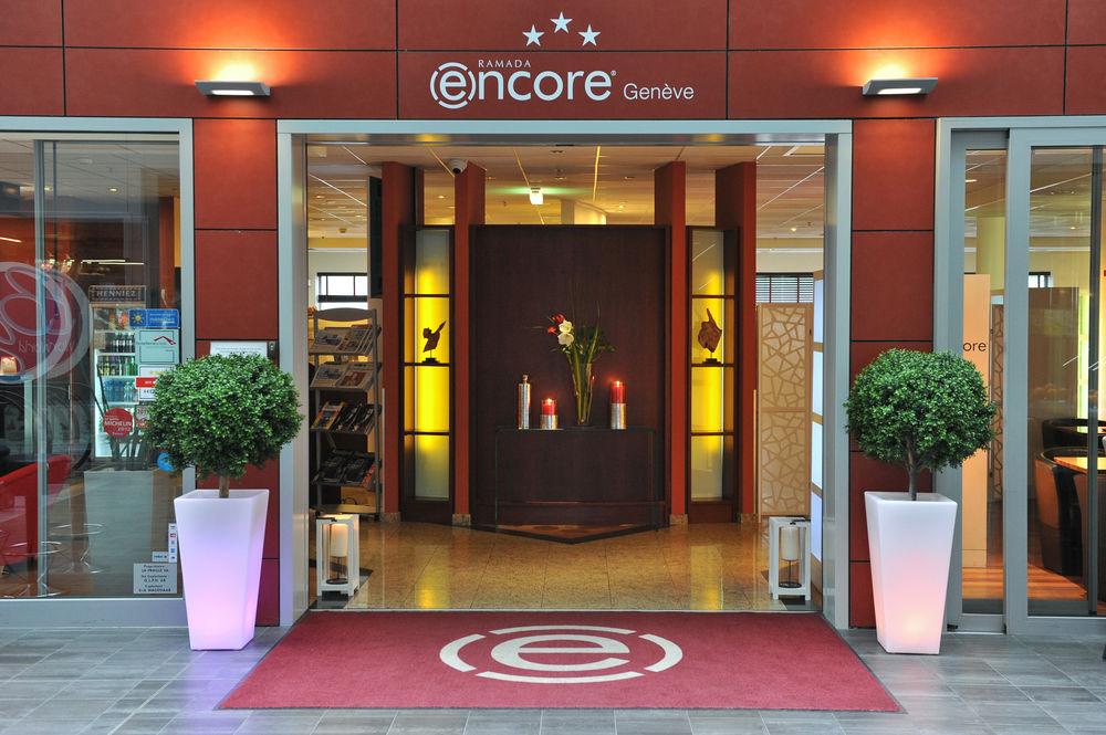 Ramada Encore By Wyndham Geneva Carouge Bagian luar foto