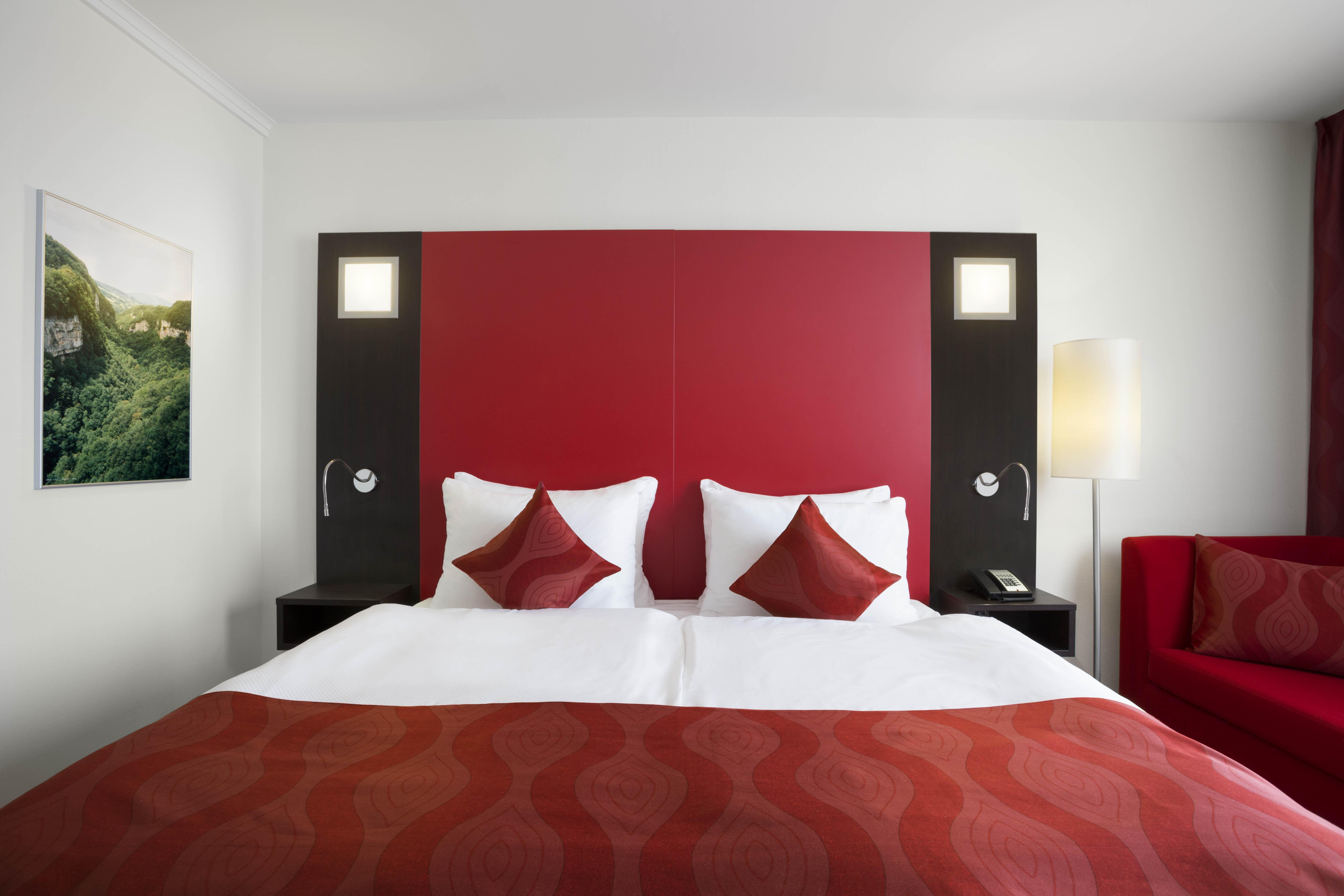 Ramada Encore By Wyndham Geneva Carouge Bagian luar foto