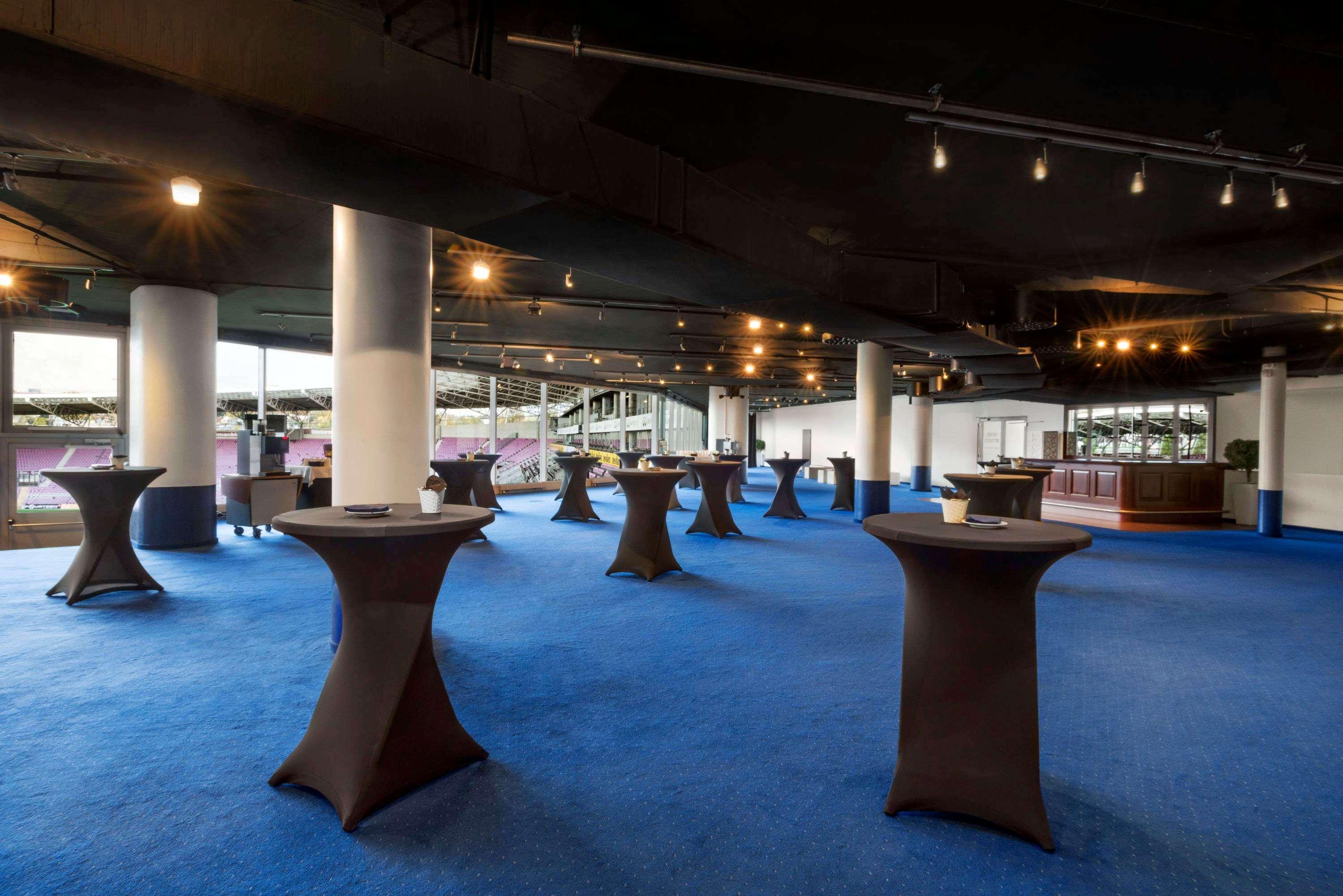 Ramada Encore By Wyndham Geneva Carouge Bagian luar foto