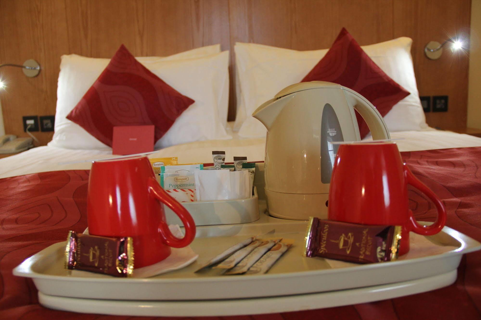 Ramada Encore By Wyndham Geneva Carouge Bagian luar foto